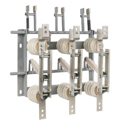 Разъединитель РВЗ-10/630-II УХЛ3 с приводом ПР-10 EKF Stingray